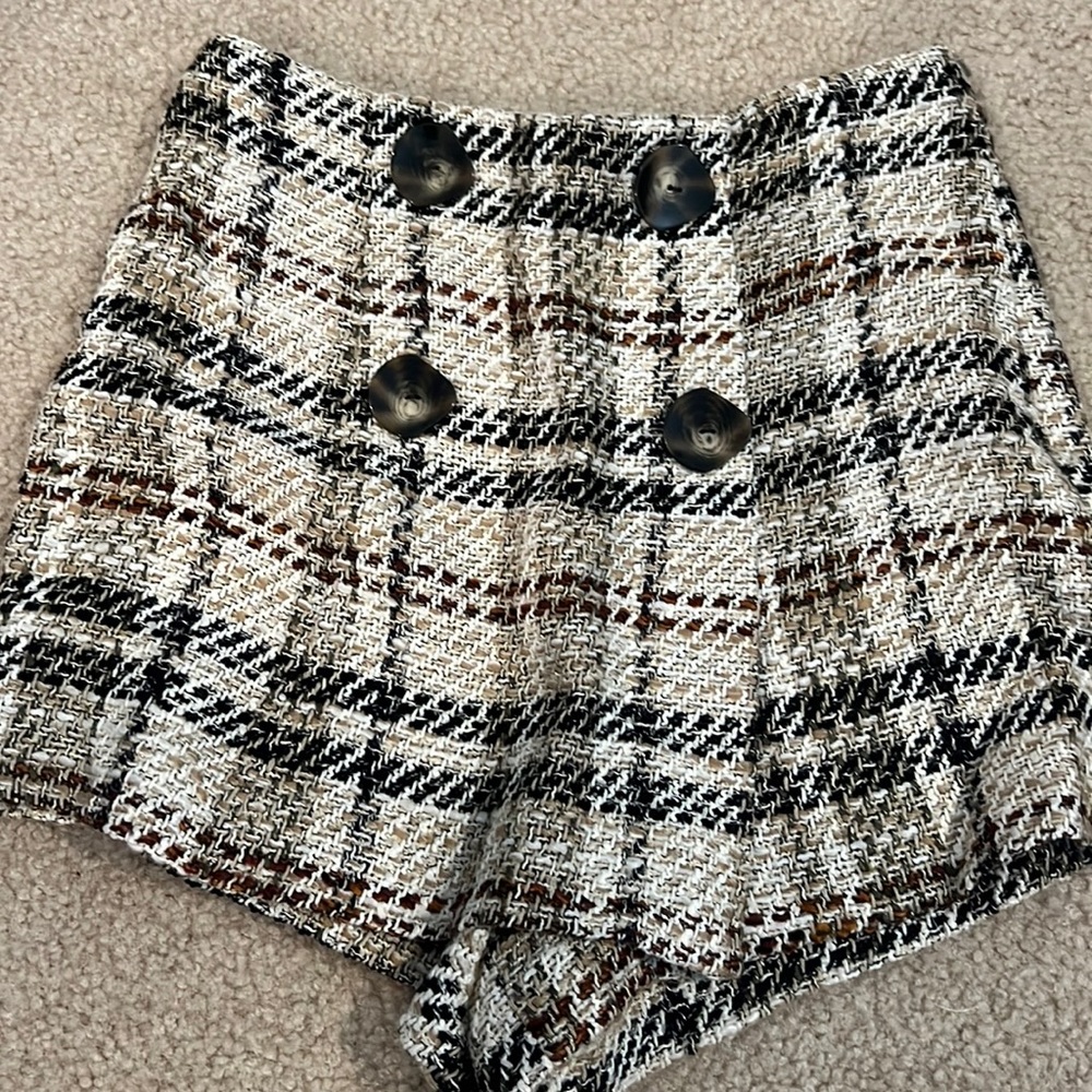 Zara skorts